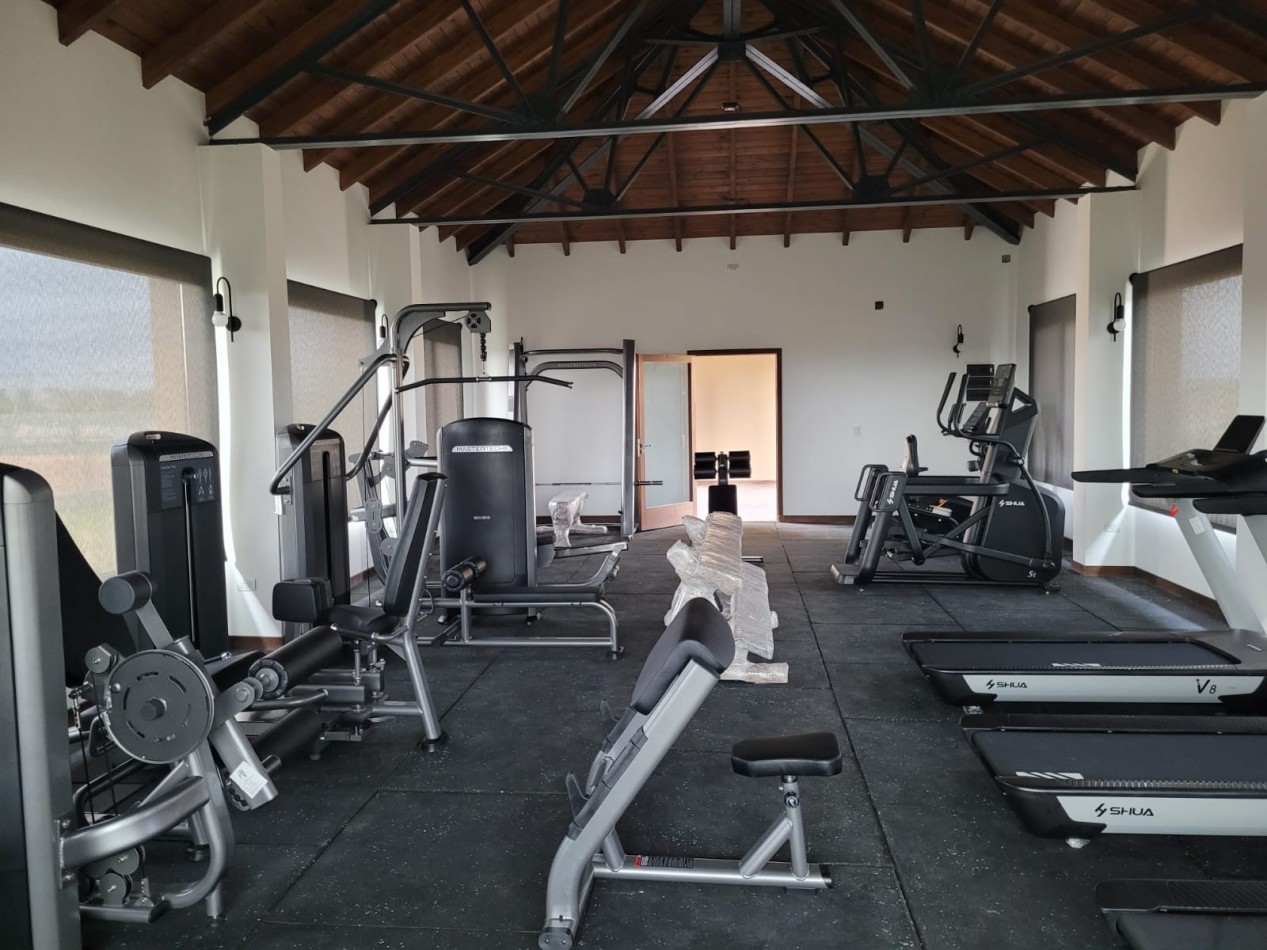 LA FINCA COUNTRY CLUB - FUNES 