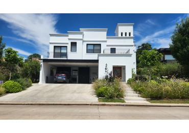 SAN SEBASTIAN BARRIO PRIVADO - FUNES