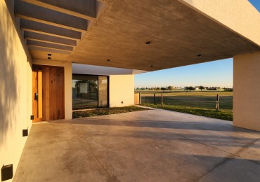 CASA EN VENTA VIDA CLUB DE CAMPO